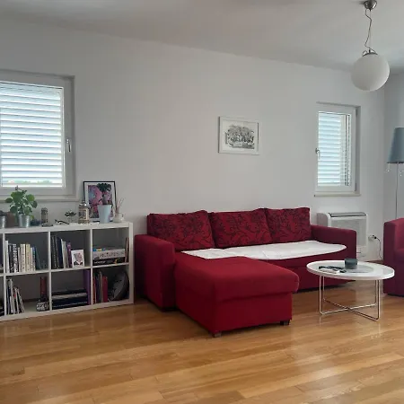 Lucija - Cozy Flat In The Center With A Sea View & Parking Lägenhet
