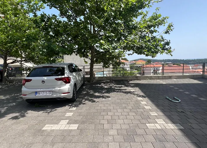 Lucija - Cozy Flat In The Center With A Sea View & Parking